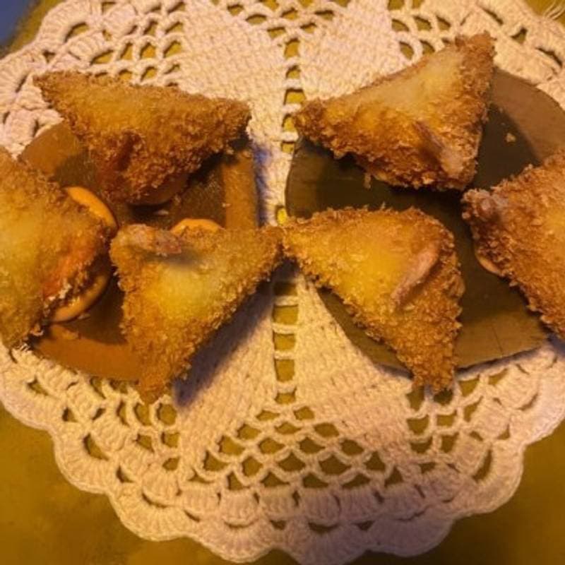 Mini Pastéis de Tapioca e Carne de Sol