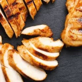 Arrumadinho de Peito de Frango 200g