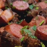 Arrumadinho Misto de Carne (Carne bovina + calabresa)