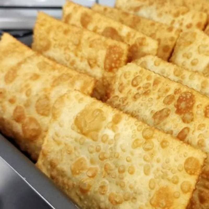 Pastel de Charque com Queijo