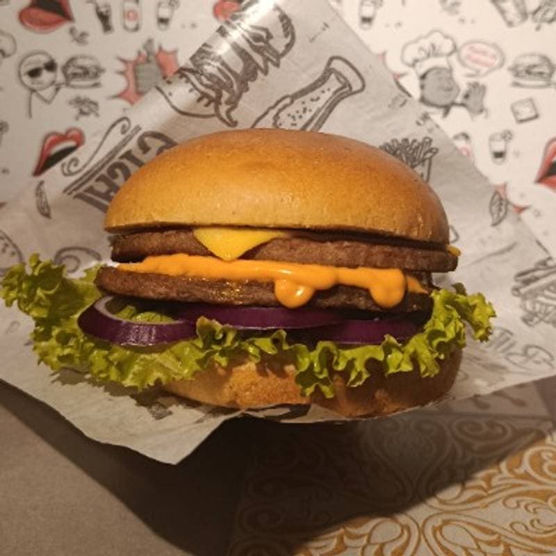DUPLO CHEDDAR BURGUER GOURMET