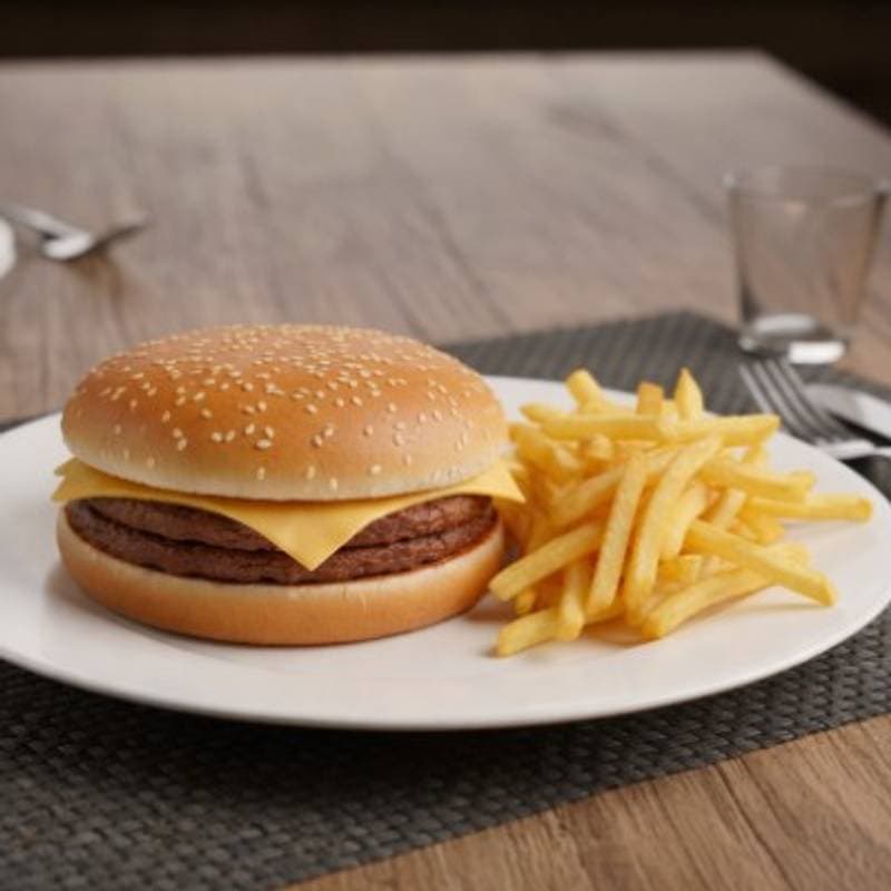 X-Burguer c/ Batata Frita