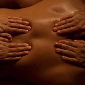 Massagem 4 mãos 45 minutos