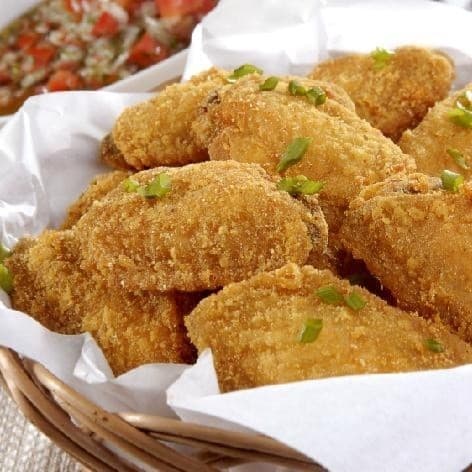 Petisco Meio da Asa Empanada