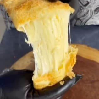 Pastel de Queijo