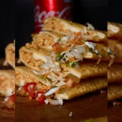 Pastel de Frango com Queijo