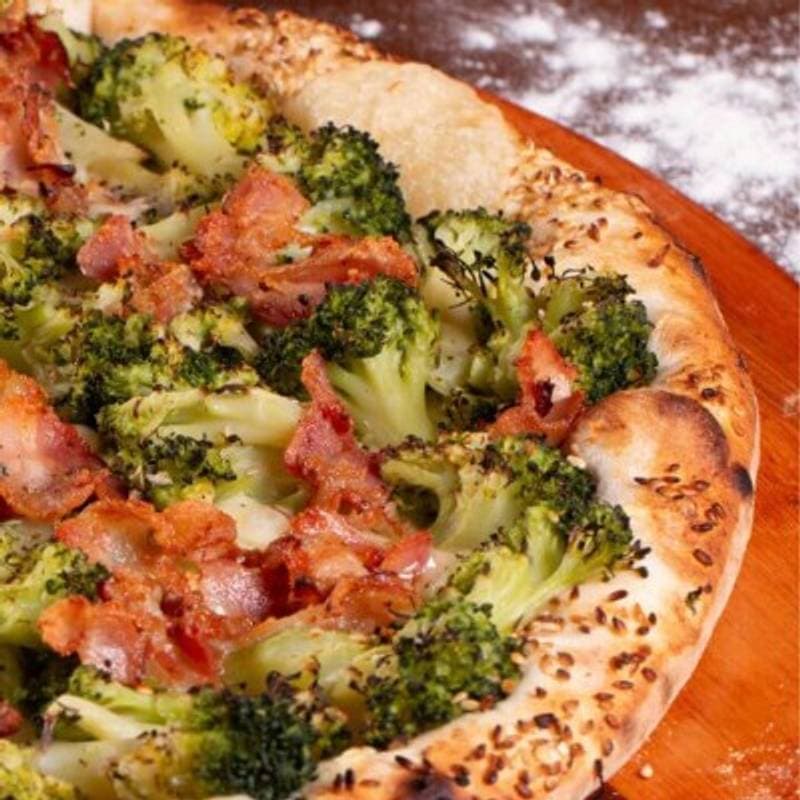 Pizza de Brócolis Especial