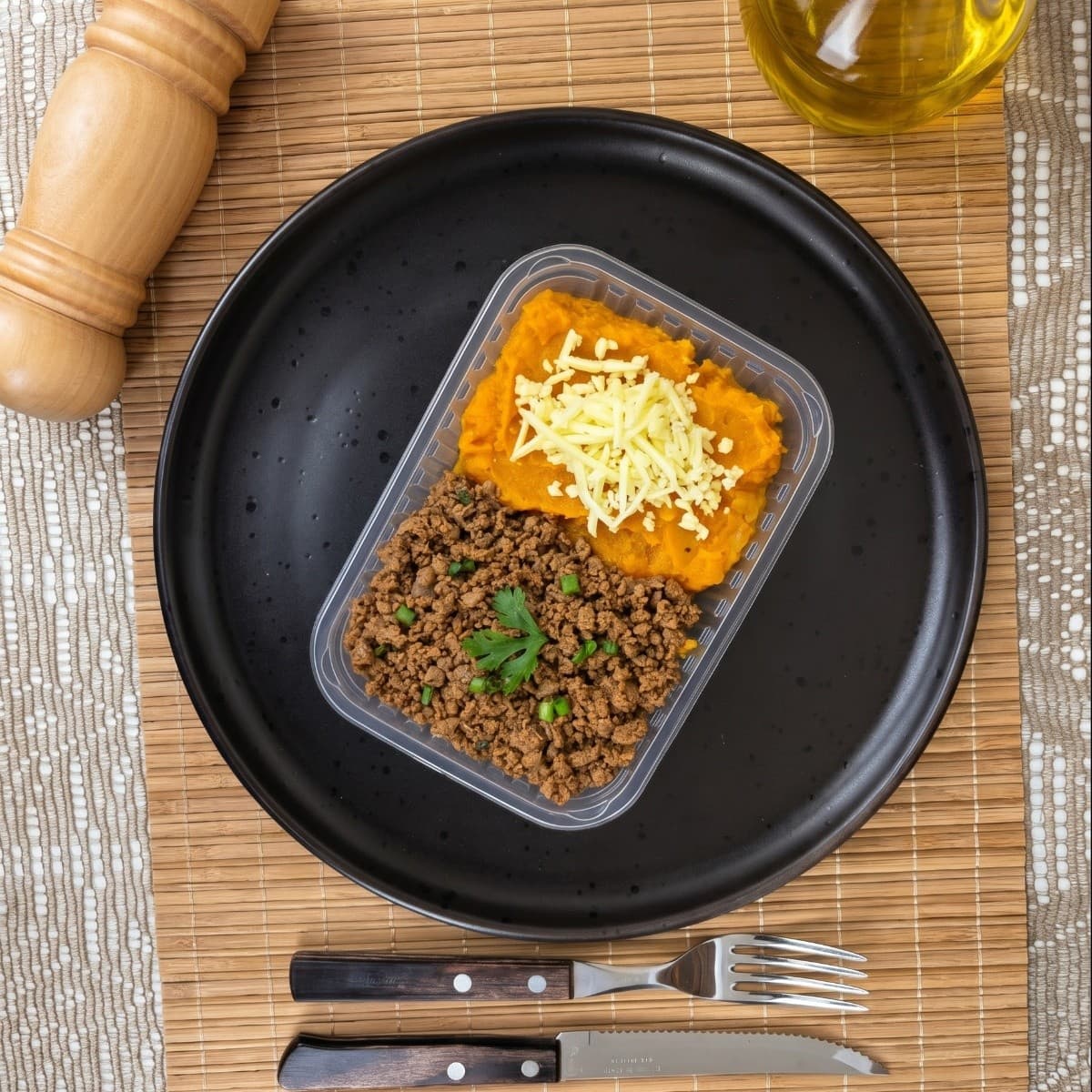 Escondidinho de patinho moído com purê de cabotiá (300g)